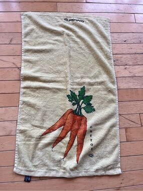 Calphalon Yellow Kitchen Towel with Carrot Illustration